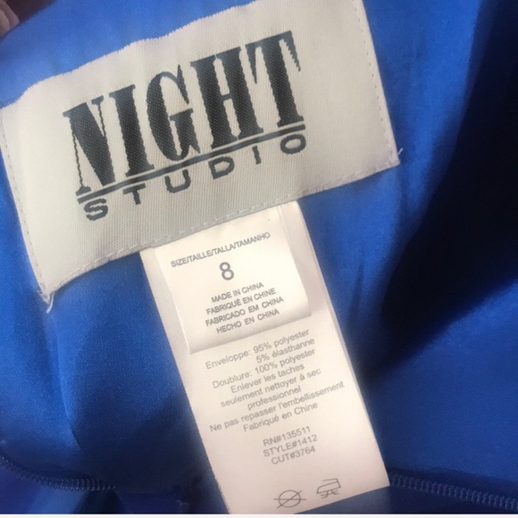 Navy blue prom dress - Picture 6 of 8